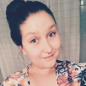 Meet your Posher, Hayley